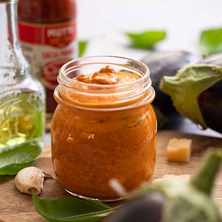 Pesto di melanzane e basilico