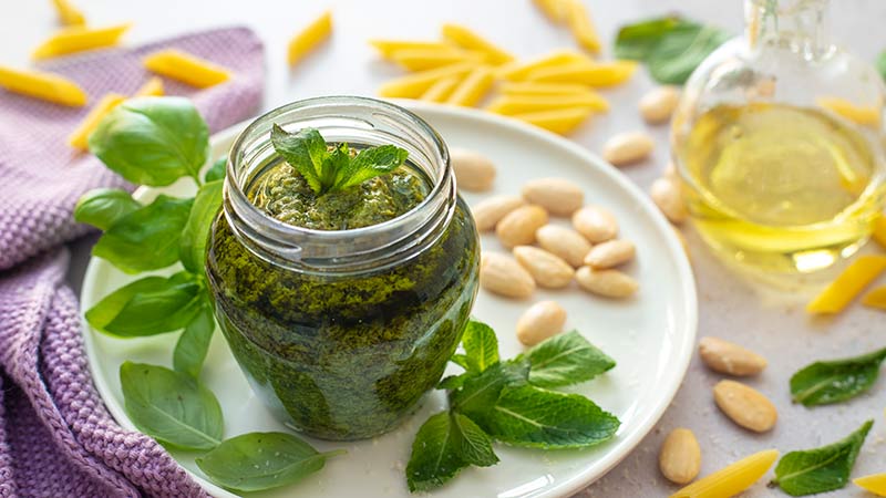 Pesto di menta e basilico