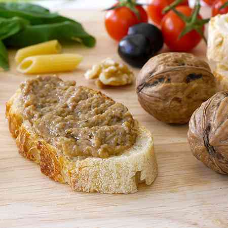 Pesto olive e noci