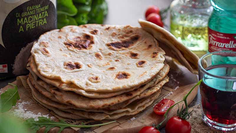 Piadina al vino rosso