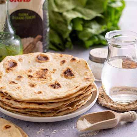 Piadina all'acqua con olio evo