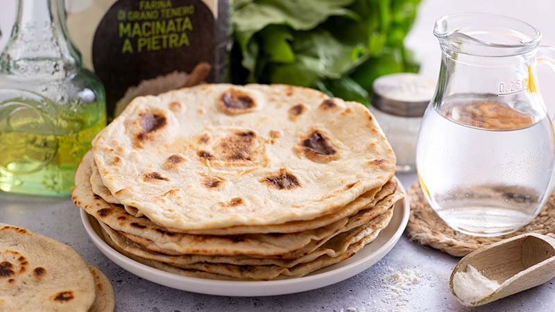 Piadina all'acqua con olio evo