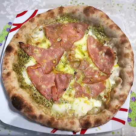 Pizza a lenta lievitazione