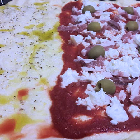 Pizza morbida dentro e croccante fuori