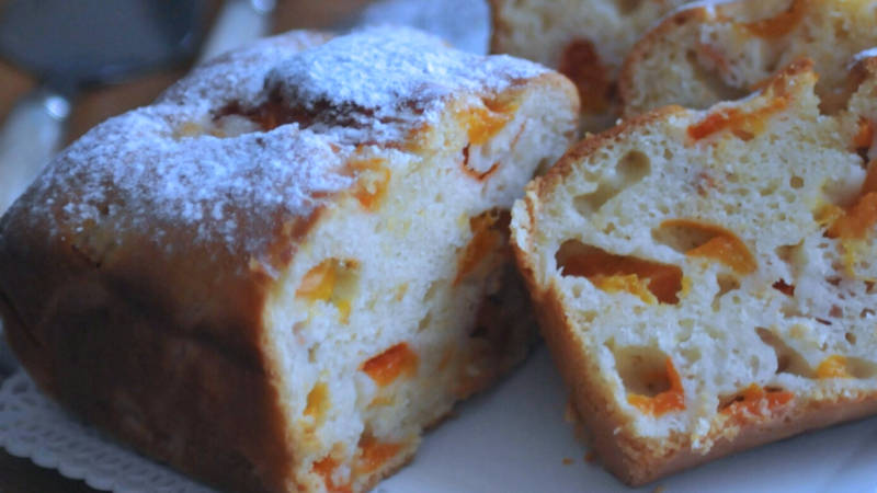 Plumcake alle albicocche