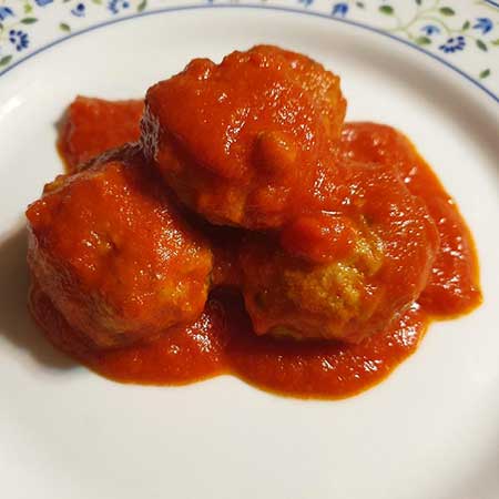 Polpette con sugo al basilico