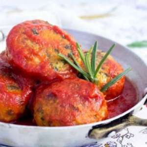 Polpette di ceci al sugo