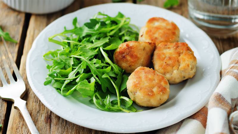 Polpette di pollo e zucchine