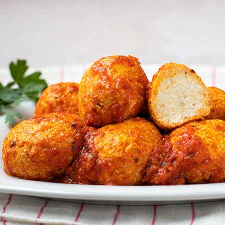 Polpette di ricotta al sugo