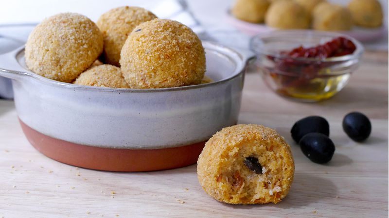 Polpette di ricotta e pomodori secchi