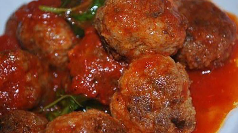 Polpette filanti al sugo