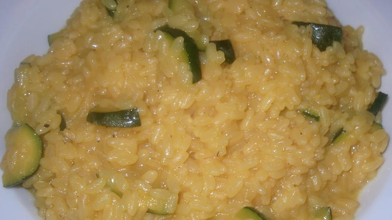 Risotto allo zafferano e zucchine