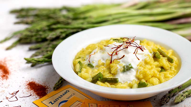 Risotto asparagi e zafferano