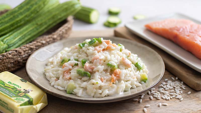 Risotto con zucchine e salmone