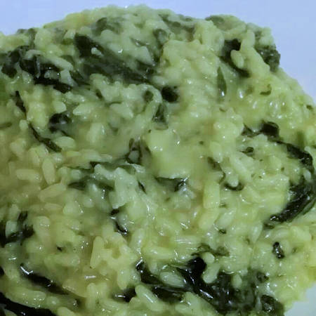 Risotto cremoso con cime di rapa