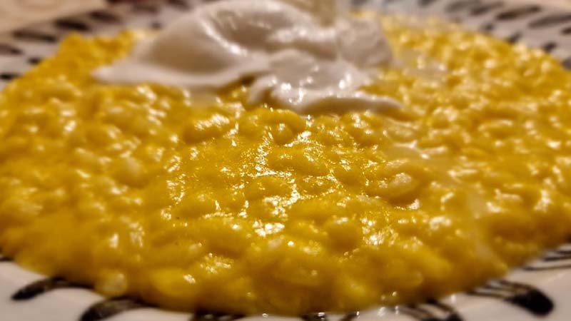 Risotto in crema di peperoni e stracciatella