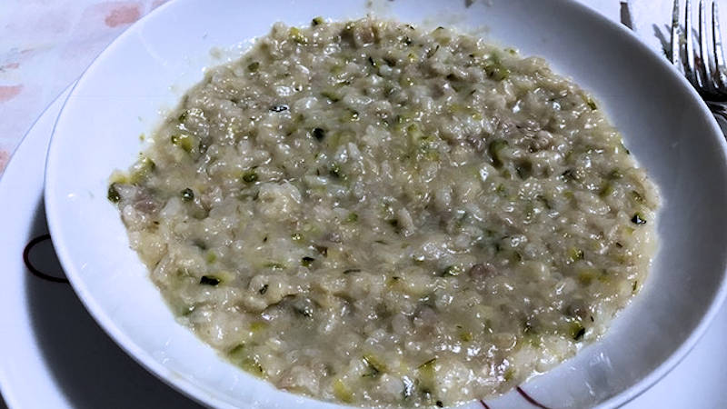 Risotto integrale zucchine e salsiccia