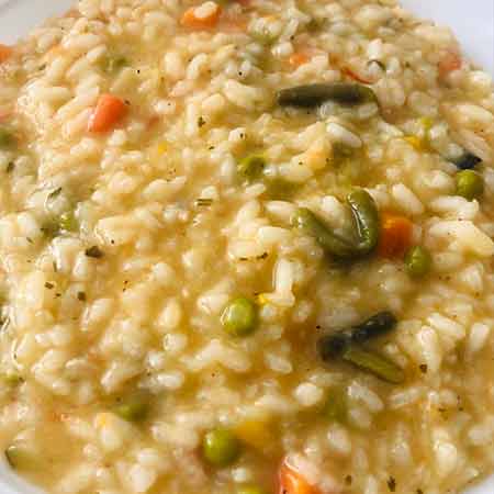 Risotto primavera con minestrone surgelato