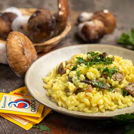 Risotto zafferano e funghi porcini