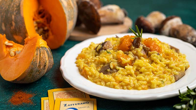 Risotto zafferano funghi e zucca