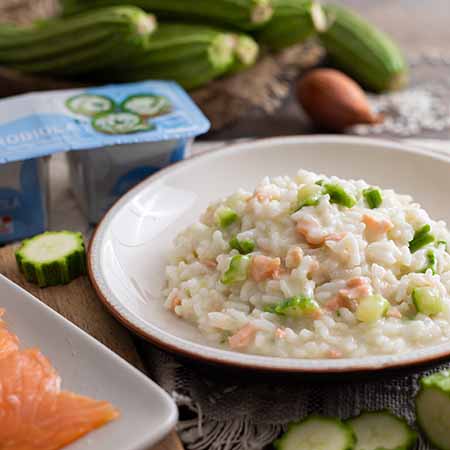 Risotto zucchine, salmone e robiola