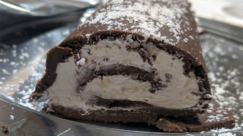 Rotolo cioccolato e panna senza cottura