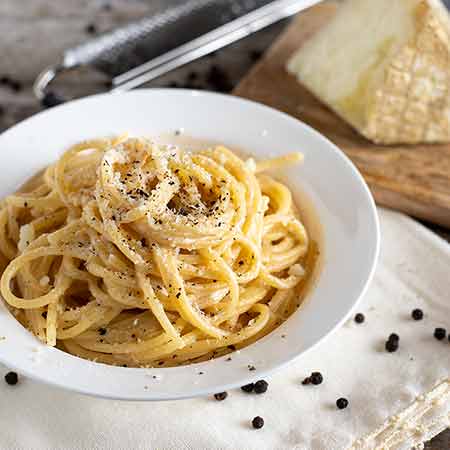 Salsa cacio e pepe