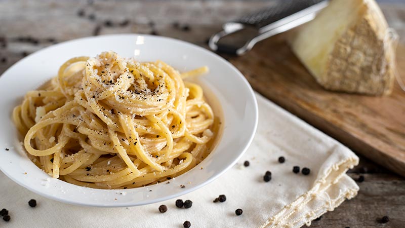 Salsa cacio e pepe