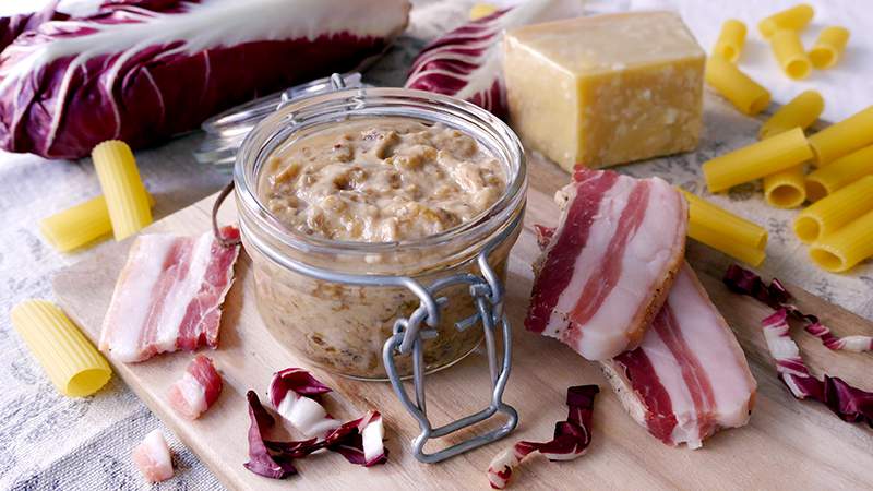 Salsa radicchio e speck