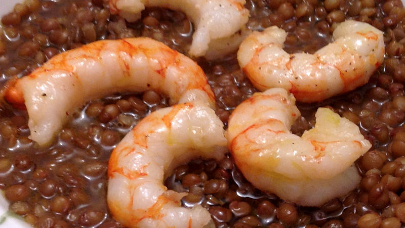 Scampi con lenticchie