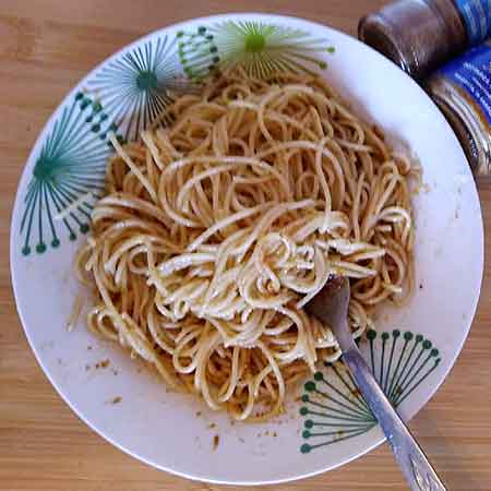 Spaghetti bottarga e peperoncino