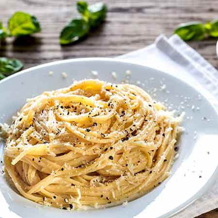 Spaghetti cacio e pepe