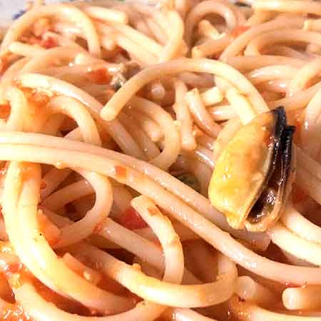 Spaghetti risottati con cozze e vongole
