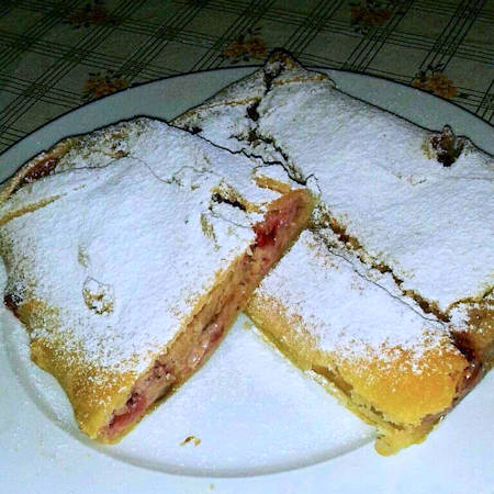 Strudel fragole e ricotta