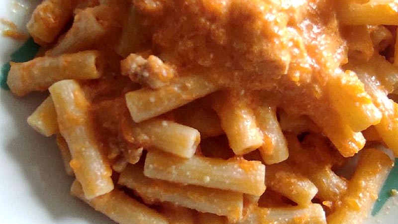 Sugo con zucca e salsiccia