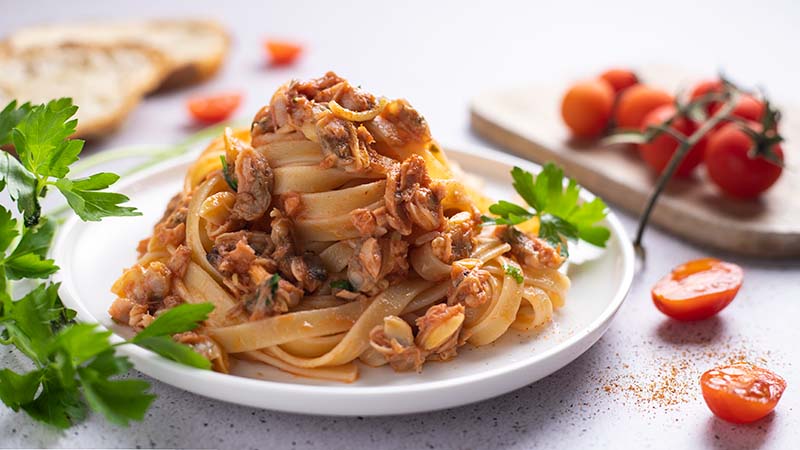 Sugo pomodorini, tonno e vongole