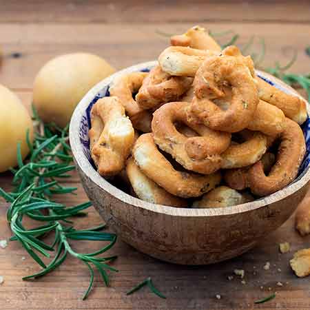 Taralli patate e rosmarino