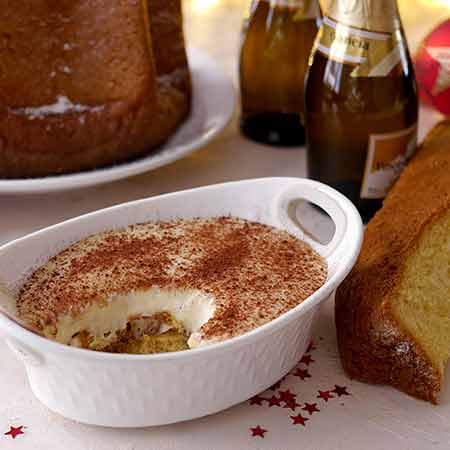 Tiramisù con pandoro e crema allo spumante