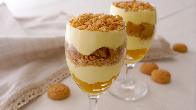 Tiramisù pesche e amaretti