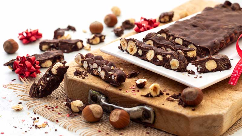 Torrone al cioccolato e nocciole