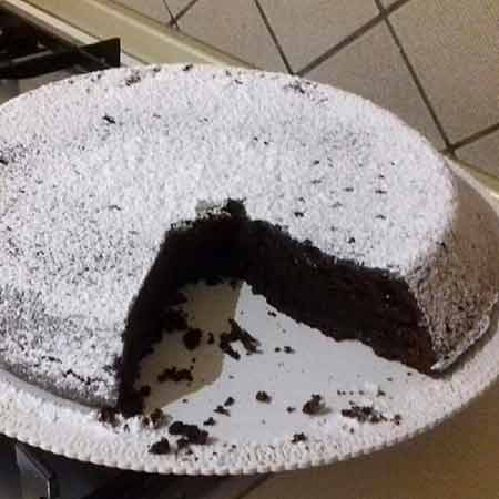 Torta al cioccolato e mandorle