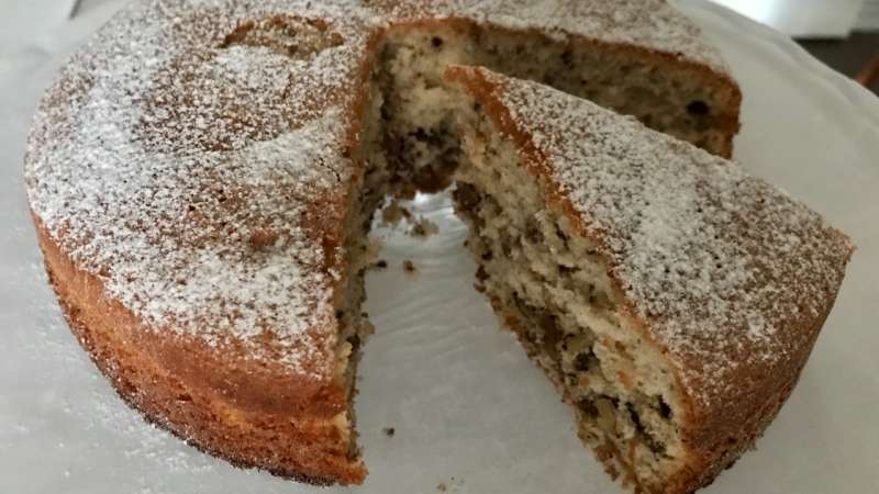 Torta alle noci senza lattosio