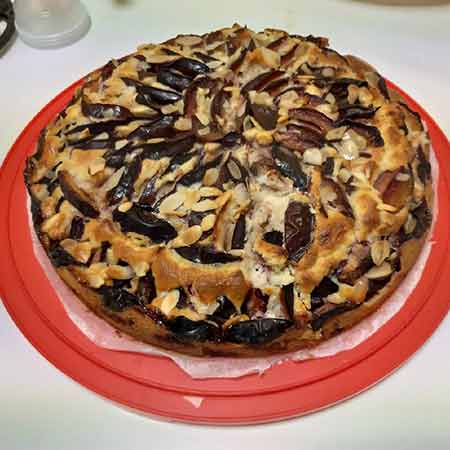 Torta alle prugne soffice