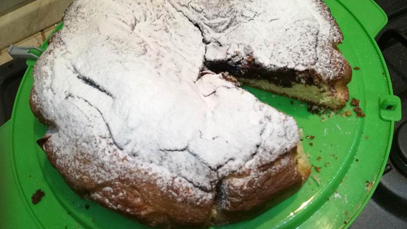 Torta bicolore al cioccolato fondente