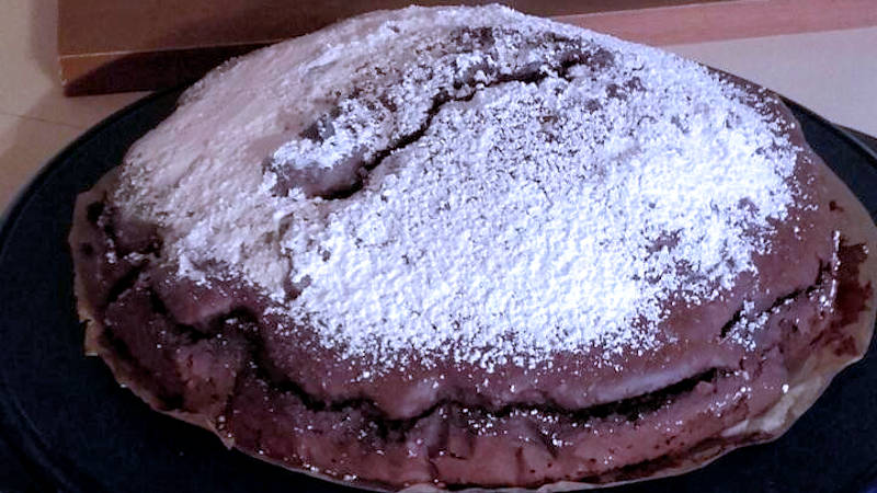 Torta cioccolato e pinoli