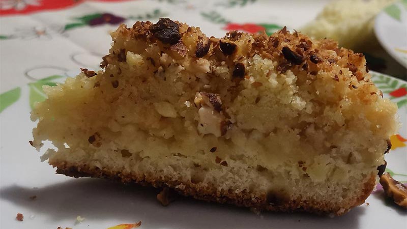 Torta con mele, mandorle e streusel