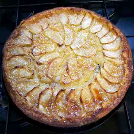 Torta di mele senza zucchero e burro