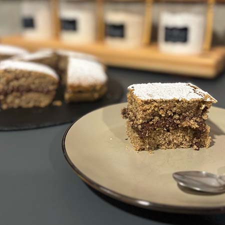 Torta di nocciole e grano saraceno con Nutella