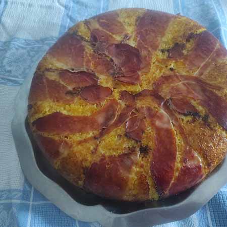 Torta di riso salata zucca, mortadella e speck