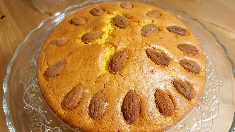 Torta di zucca e mandorle soffice